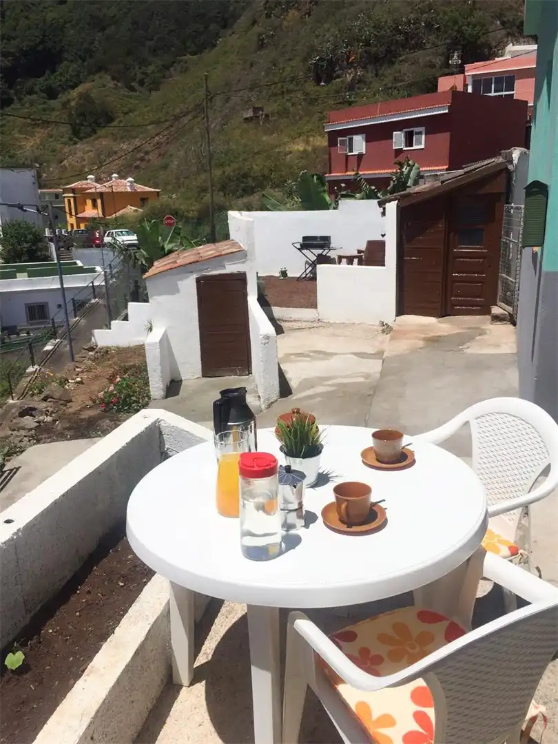 Piso en venta en Plaza San Isidro, Punta del Hidalgo Terraza de Piso en venta en San Cristóbal de la Laguna con Jardín privado, Terraza y Trastero