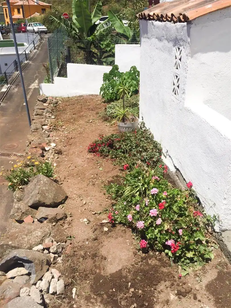 Piso en venta en Plaza San Isidro, Punta del Hidalgo Jardín de Piso en venta en San Cristóbal de la Laguna con Jardín privado, Terraza y Trastero