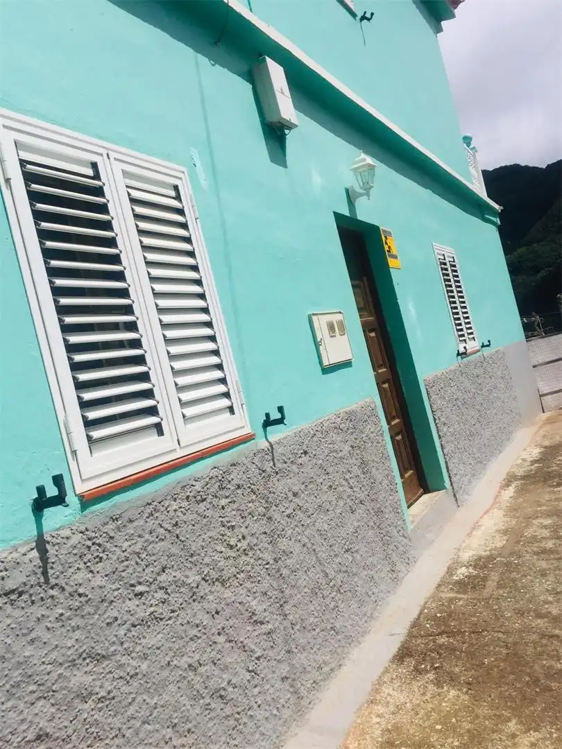 Piso en venta en Plaza San Isidro, Punta del Hidalgo Vista exterior de Piso en venta en San Cristóbal de la Laguna con Jardín privado, Terraza y Trastero