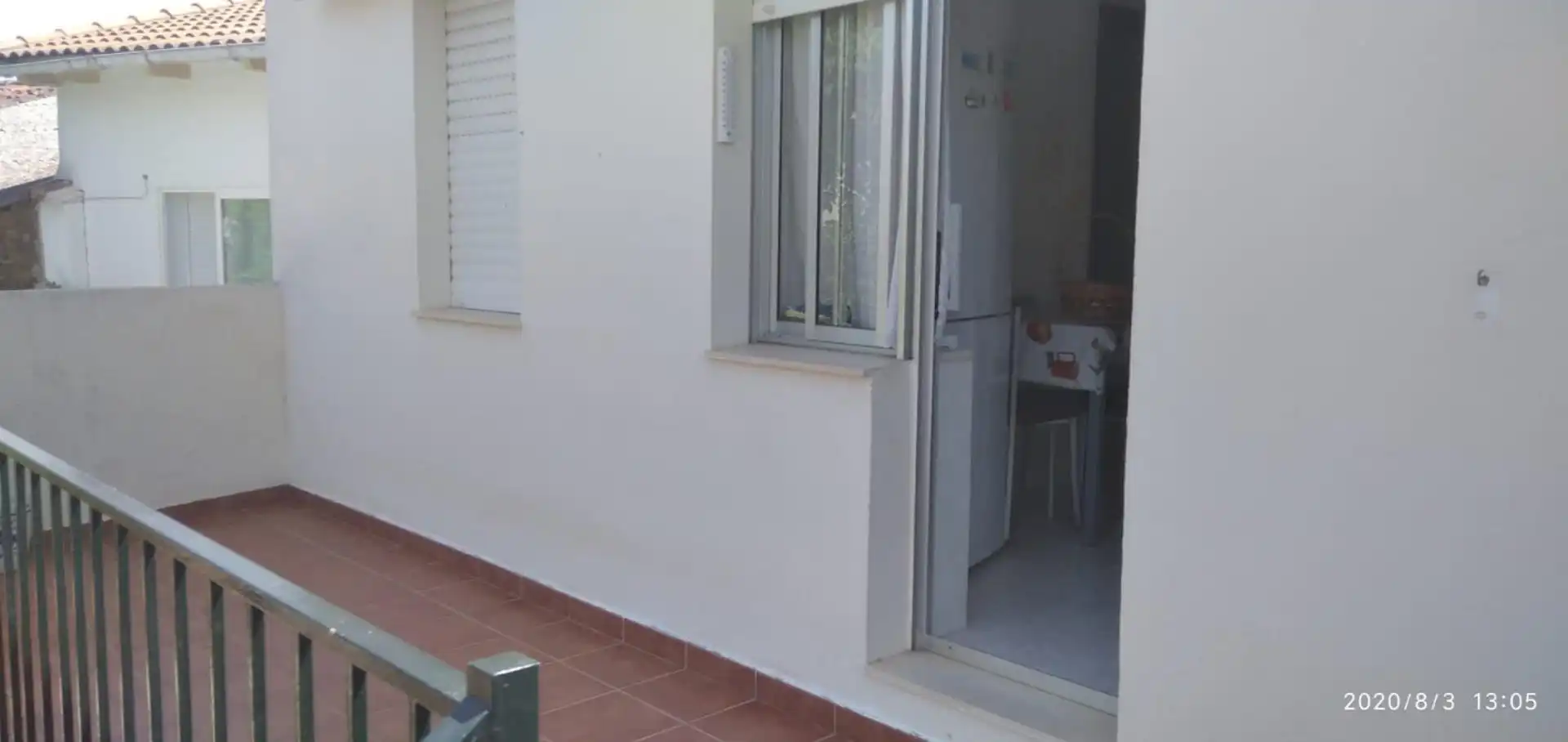 Wohnung zum Verkauf in Perales del Puerto mit Klimaanlage, Terrasse und Abstellraum