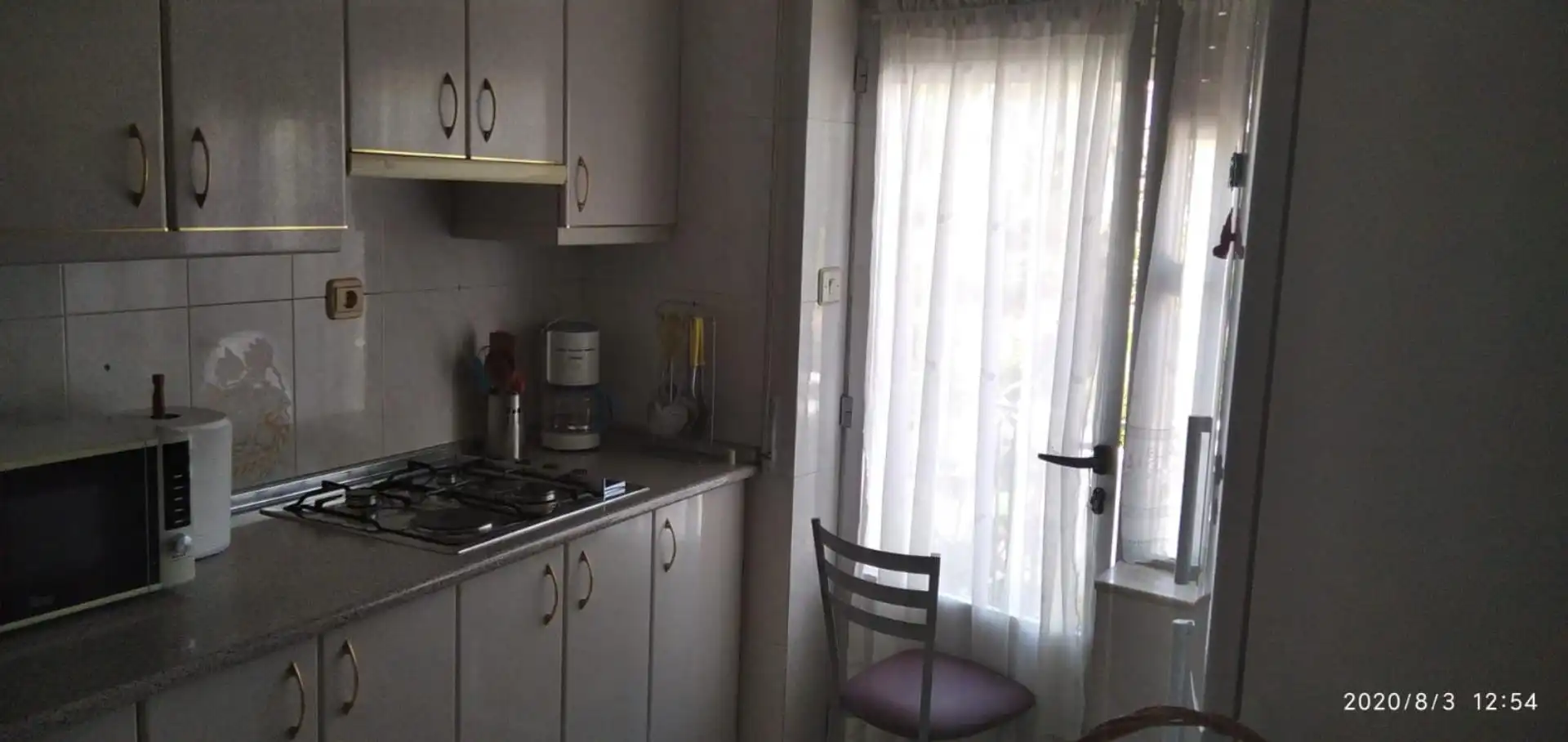 Küche von Wohnung zum Verkauf in Perales del Puerto mit Klimaanlage, Terrasse und Abstellraum
