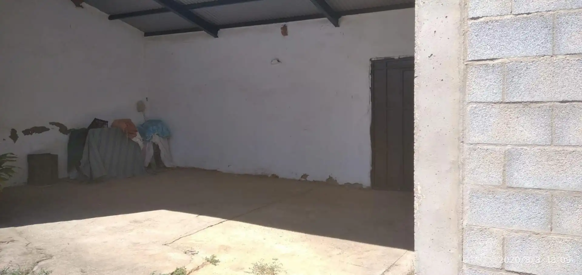 Wohnung zum Verkauf in Perales del Puerto mit Klimaanlage, Terrasse und Abstellraum