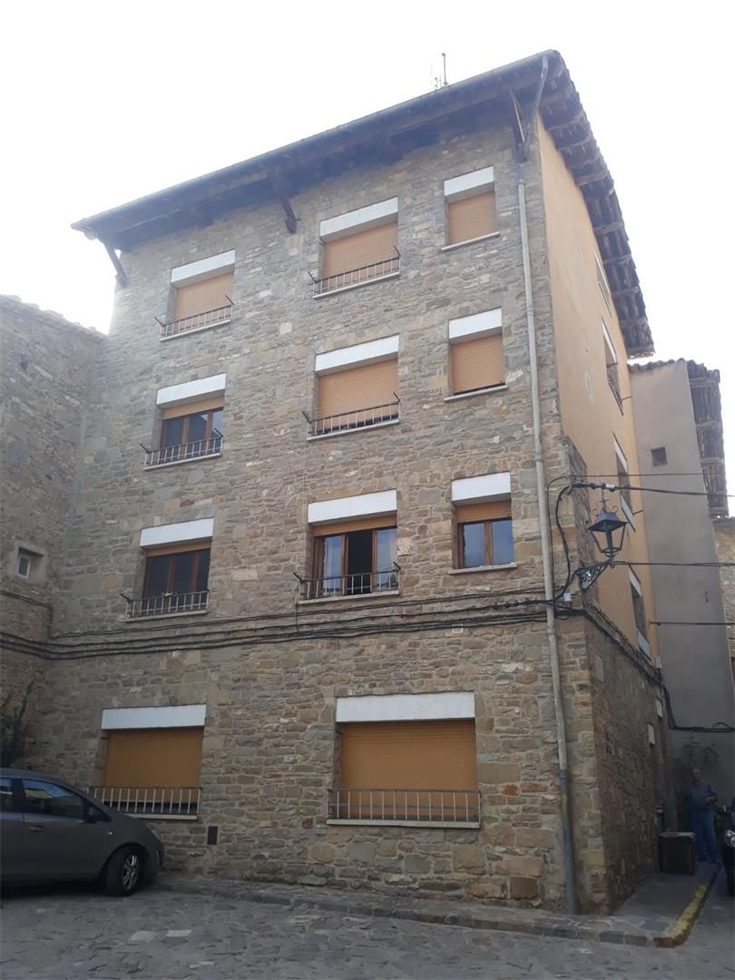 Casa adosada en venda a Carrer Dalt, 1, Borredà