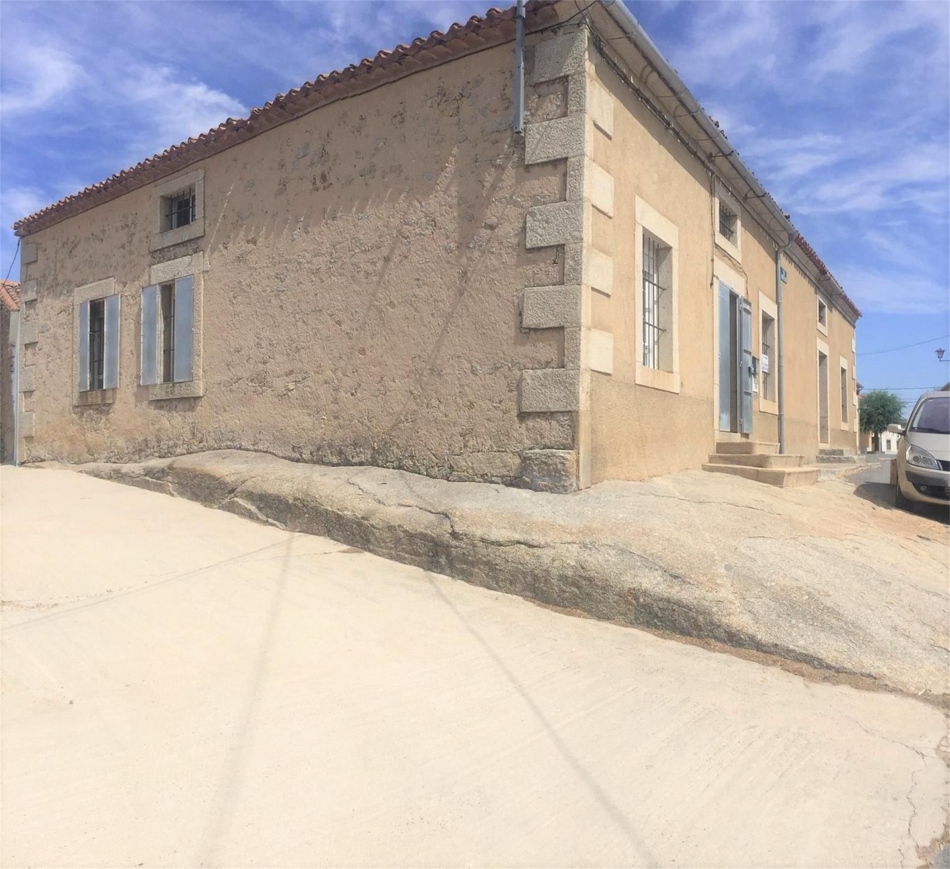 Vista exterior de Casa adosada en venda en Cabezas del Villar