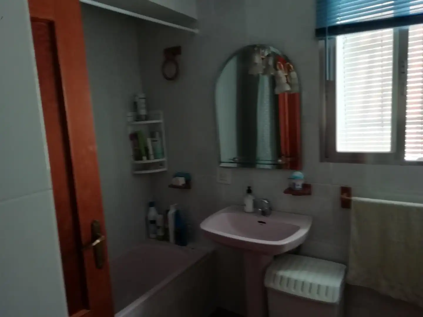 Detached homes for sale in Calle Santiago, Castillo de Garcimuñoz Bathroom of Detached homes for sale in Castillo de Garcimuñoz with Heating, Terrace and Furnished