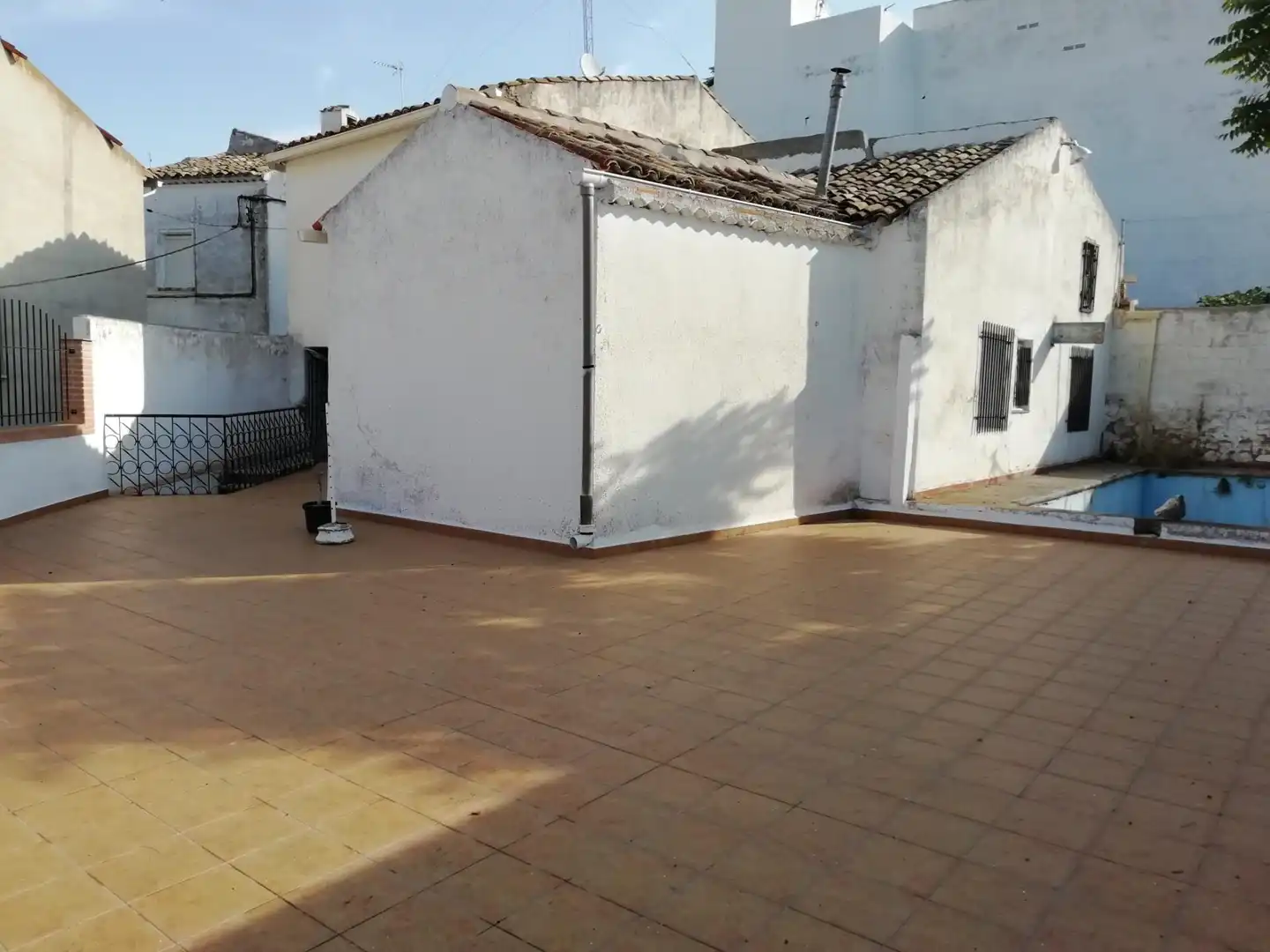 Detached homes for sale in Calle Santiago, Castillo de Garcimuñoz Exterior view of Detached homes for sale in Castillo de Garcimuñoz with Heating, Terrace and Furnished