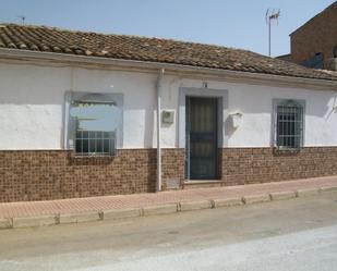 Exterior view of Single-family semi-detached for sale in Montizón  with Furnished, Oven and Washing machine