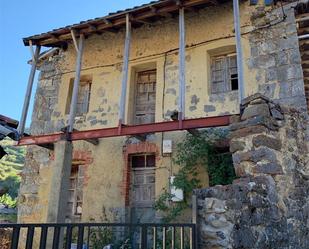 Exterior view of Industrial buildings for sale in Villamanín