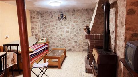 Foto 3 de Casa adosada en venda a Calle Los Campos, Tajueco, Soria