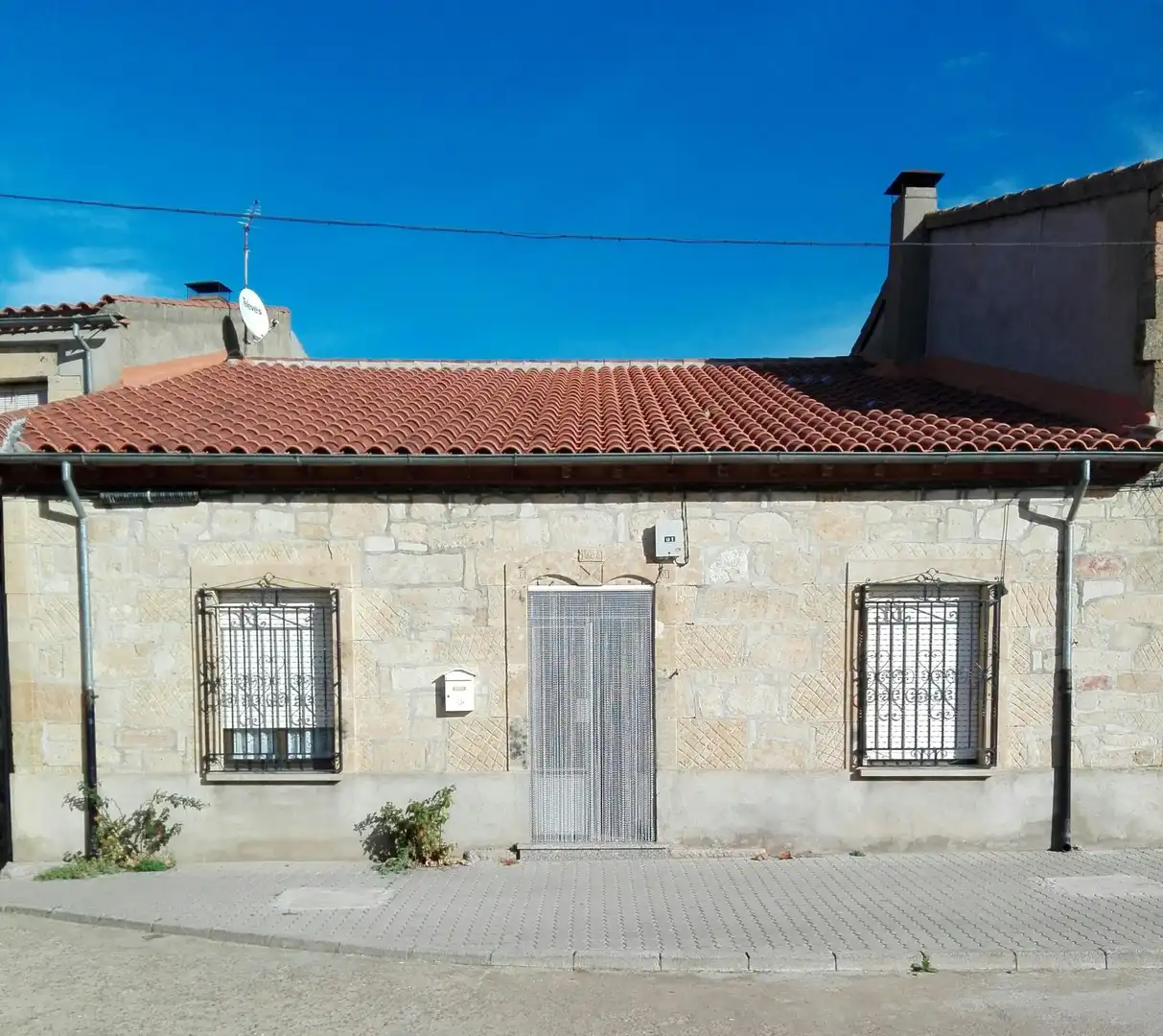 Piso en venta en Plaza Mayor, San Muñoz Vista exterior de Piso en venta en San Muñoz con Calefacción y Amueblado