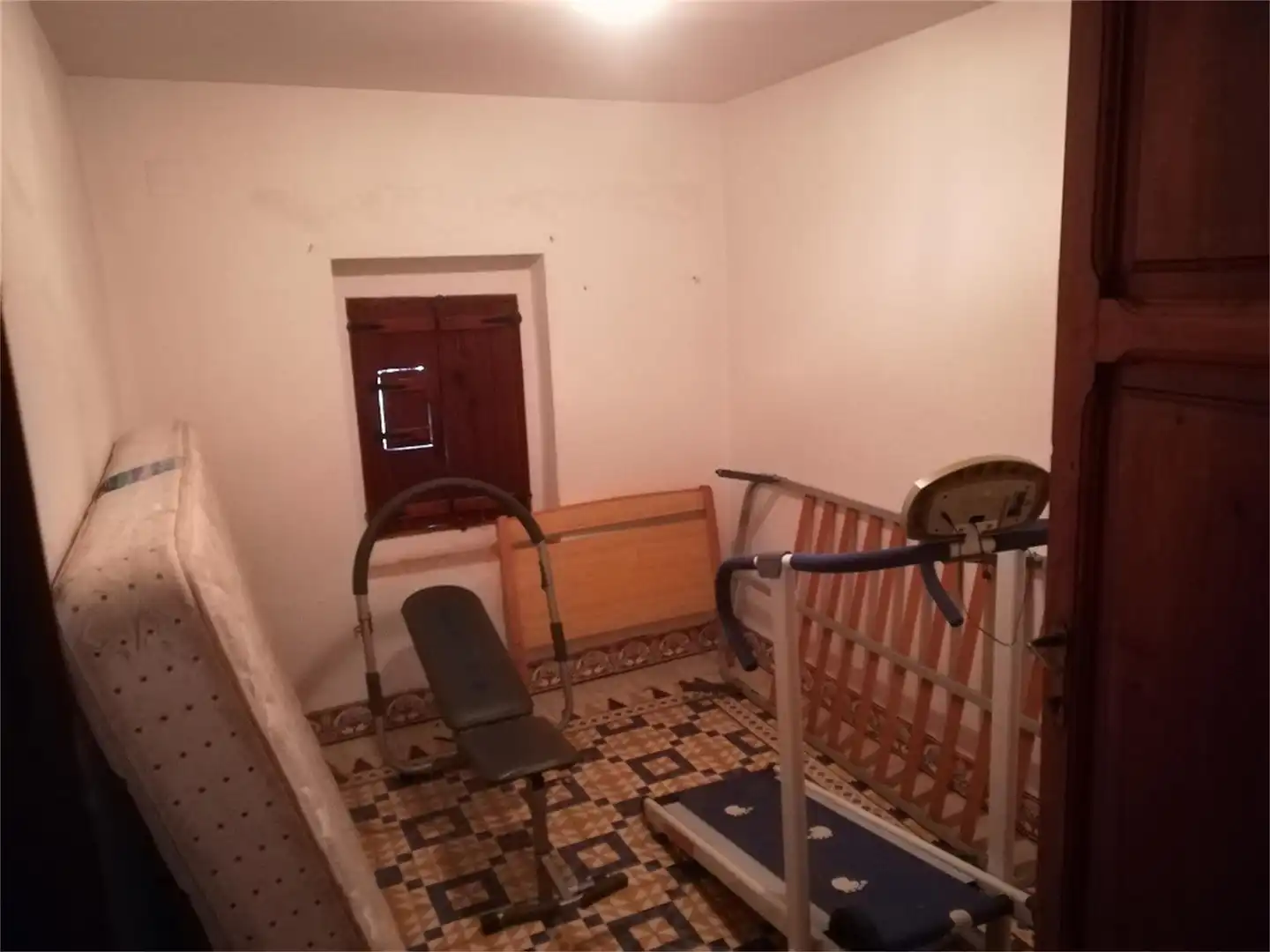 Casa adosada en venta en Calle Padre Segismundo, Real de Gandia Casa adosada en venta en Real de Gandia con Terraza, Trastero y Amueblado