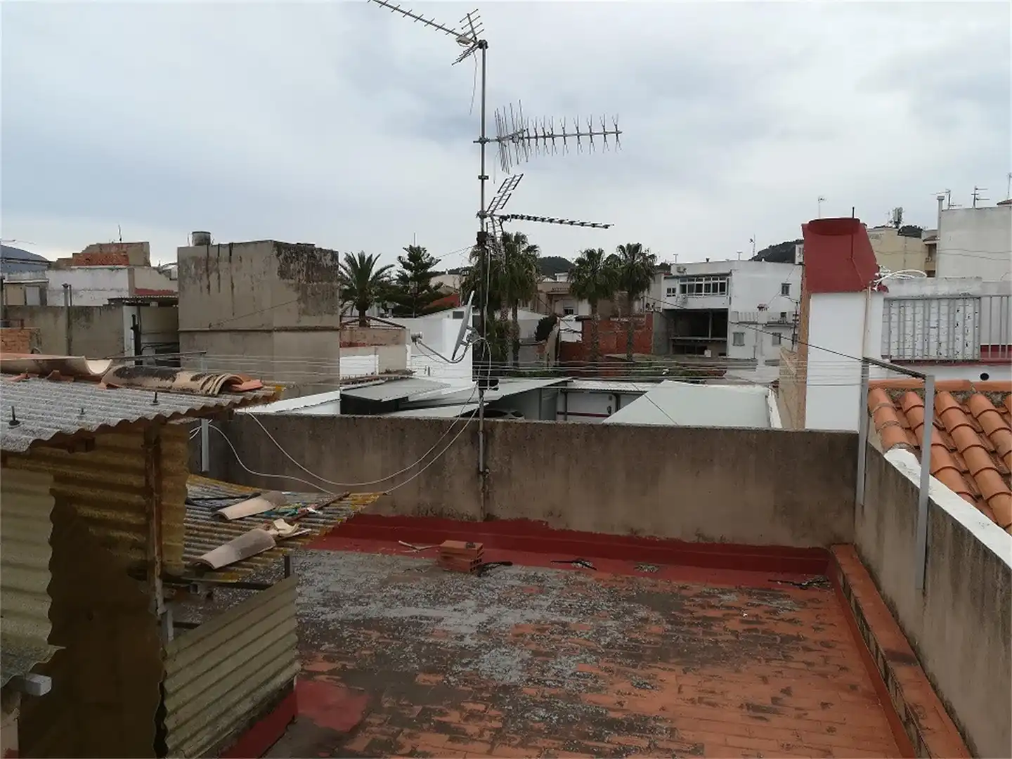 Casa adosada en venta en Calle Padre Segismundo, Real de Gandia Vista exterior de Casa adosada en venta en Real de Gandia con Terraza, Trastero y Amueblado