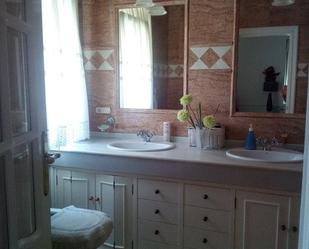 Bathroom of House or chalet for sale in Punta Umbría  with Air Conditioner, Terrace and Balcony