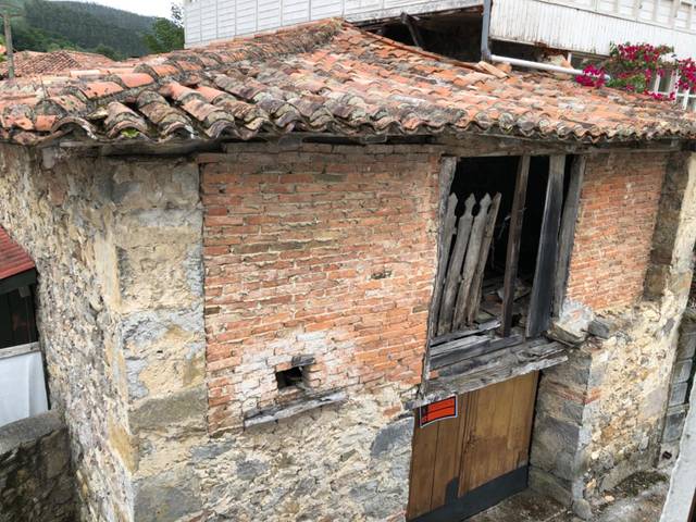 Casa adosada en Venta en LLN-16 en Vibaña - Ardisana - Caldueño