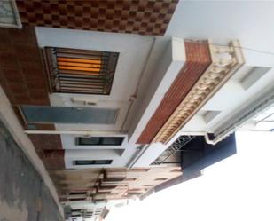 Exterior view of Single-family semi-detached for sale in Pedro Martínez  with Terrace and Balcony