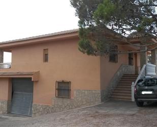 Außenansicht von Country house zum verkauf in Santo Tomé mit Terrasse und Balkon