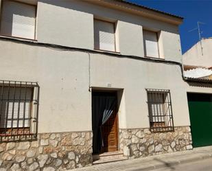 Exterior view of Single-family semi-detached for sale in Villanueva de Alcardete  with Heating and Private garden