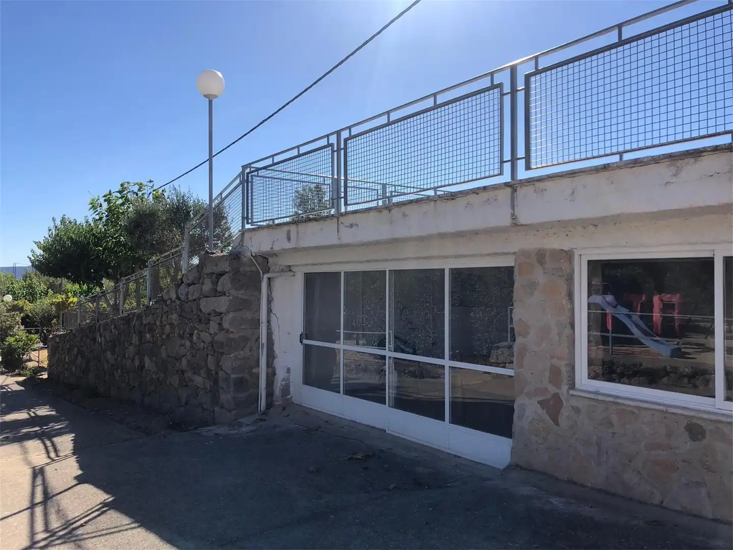 Wohnungen zum Verkauf in Calle Mayor, 33, Vallejera de Riofrío Außenansicht von Wohnungen zum Verkauf in Vallejera de Riofrío mit Heizung, Privatgarten und Schwimmbad