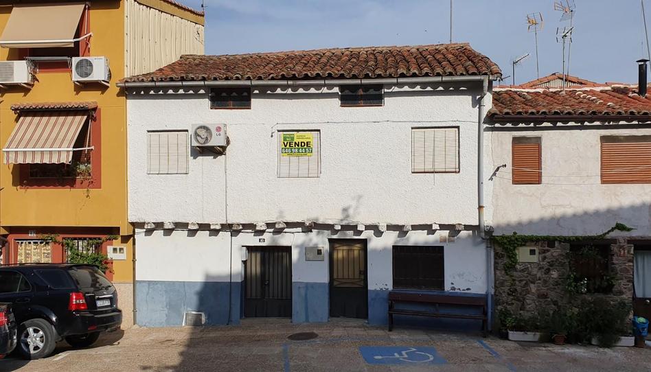 Foto 1 de Casa adosada en venda a Calle Clavel, 10, Candeleda, Ávila