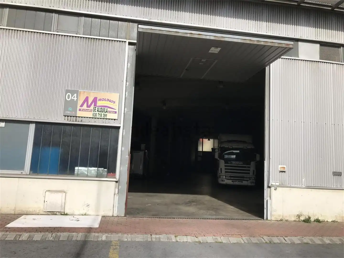 Nau industrial de lloguer a Barrio Ballonti, La Florida Aparcament de Nau industrial de lloguer en Portugalete