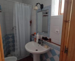 Bathroom of House or chalet for sale in Alcolea  with Air Conditioner, Heating and Furnished