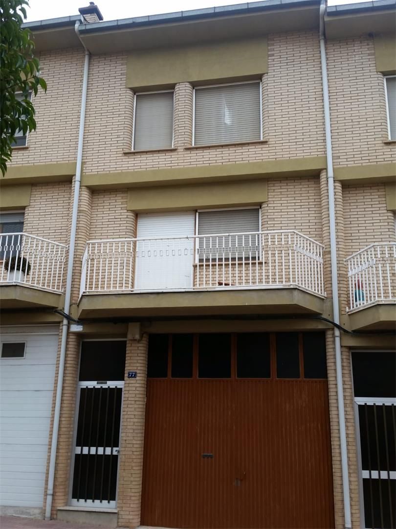 Exterior view of Single-family semi-detached for sale in Artesa de Segre  with Terrace and Balcony