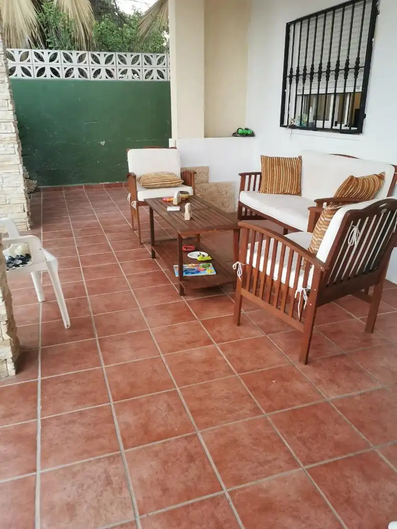 Casa o xalet en venda a Calle de Antonio Machado, Riba-roja de Túria Terrassa de Casa o xalet en venda en Riba-roja de Túria amb Calefacció, Jardí privat i Terrassa