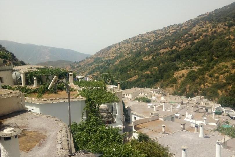 Foto 1 de Piso en venta en Avenida de la Alpujarra, Pampaneira, Granada