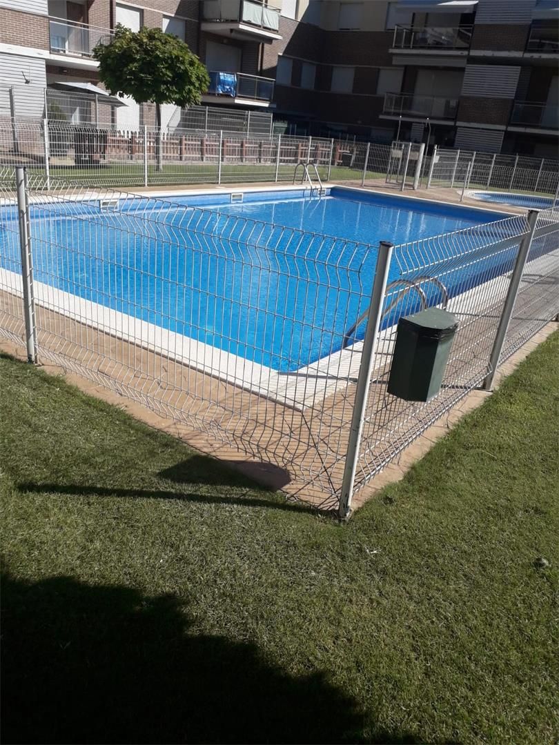 Swimming pool of Duplex for sale in Alesanco  with Air Conditioner, Heating and Terrace