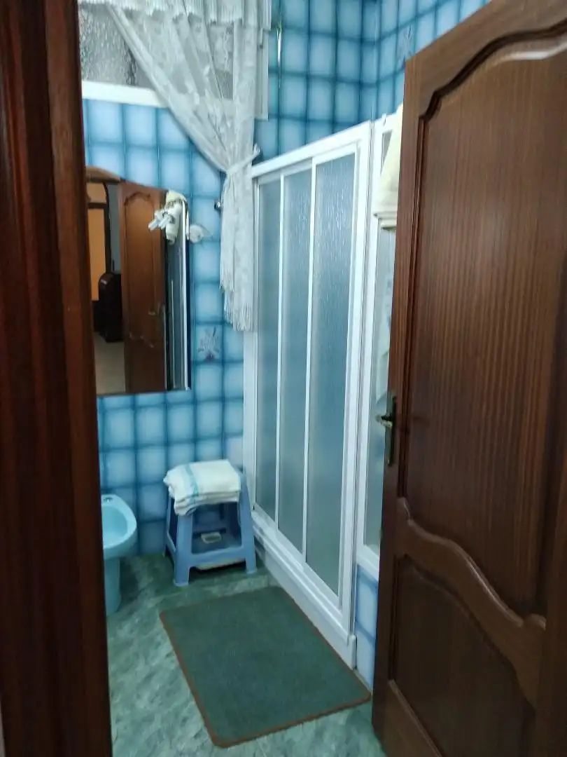 Casa o chalet en venta en Calle Unión, 23, Valdepeñas Baño de Casa o chalet en venta en Valdepeñas con Aire acondicionado, Calefacción y Jardín privado