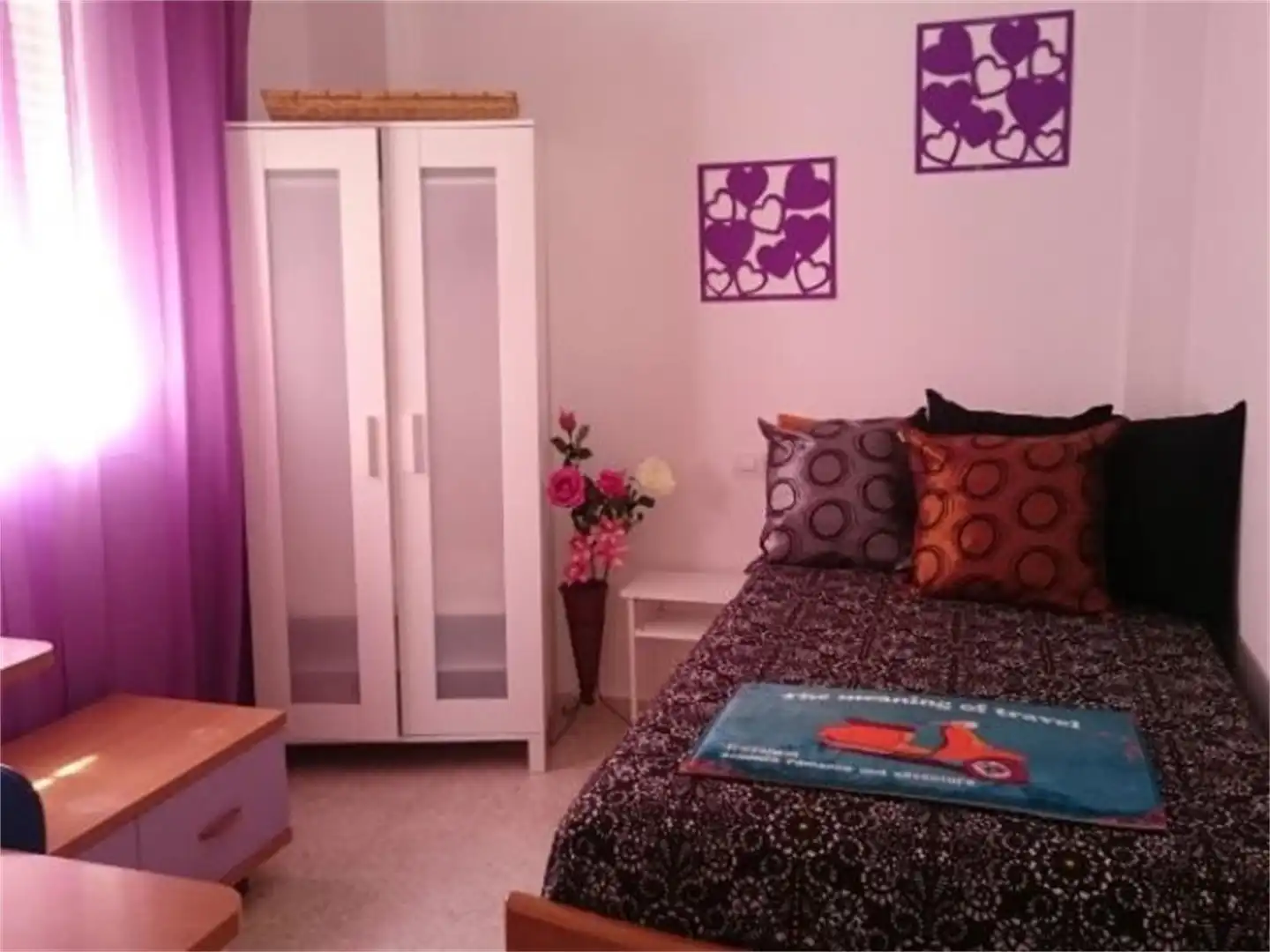 Room in Calle Camero, Centro