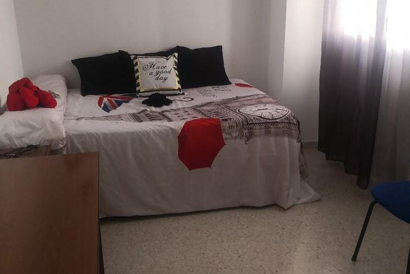 Dúplex per a compartir a Calle Camero, 1, Centro, Sevilla - imatge 1 Foto 1 de Dúplex per a compartir a Calle Camero, 1, Centro, Sevilla