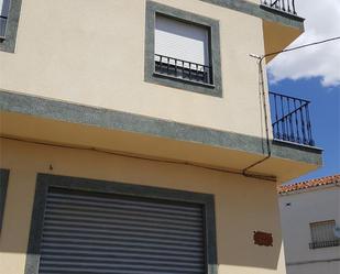 Vista exterior de Pis en venda en Talarrubias amb Aire condicionat i Balcó