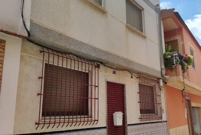 Foto 1 de Casa adosada en venta en Calle Sagrado Corazón de Jesús, Beniel, Murcia