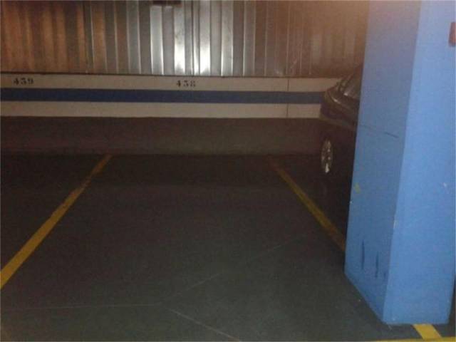 Garaje en Venta en Carrer de Salou, 1 en Llefià