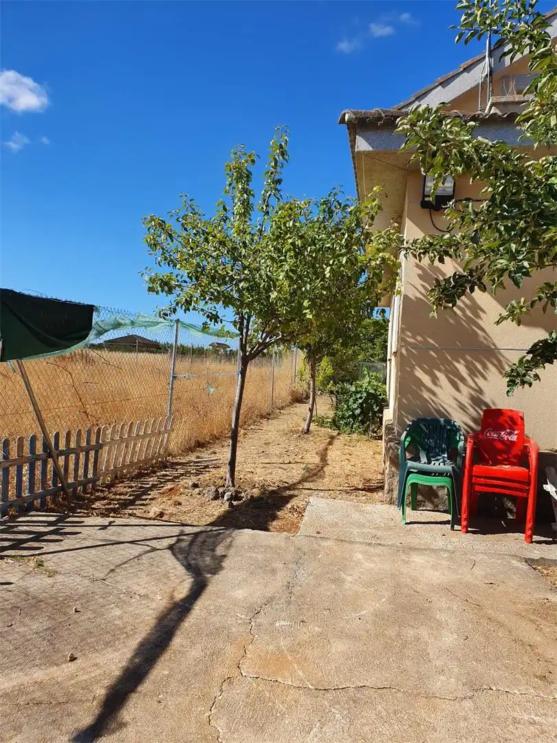 Houses for sale in Carretera de Salamanca, Calvarrasa de Arriba Houses for sale in Calvarrasa de Arriba with Terrace and Balcony