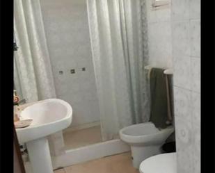 Bathroom of Single-family semi-detached for sale in Bedmar y Garcíez