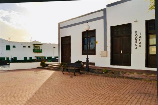 Local comercial en Alquiler en Calle San Antonio, 9 en Tías pueblo