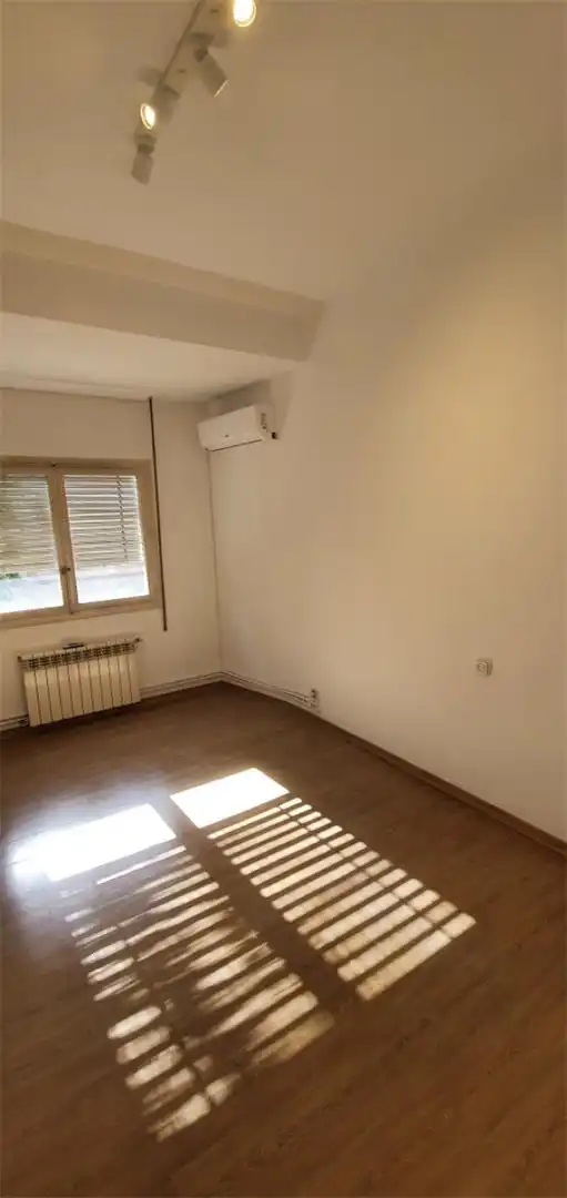 Habitación de Oficina de alquiler en Murcia