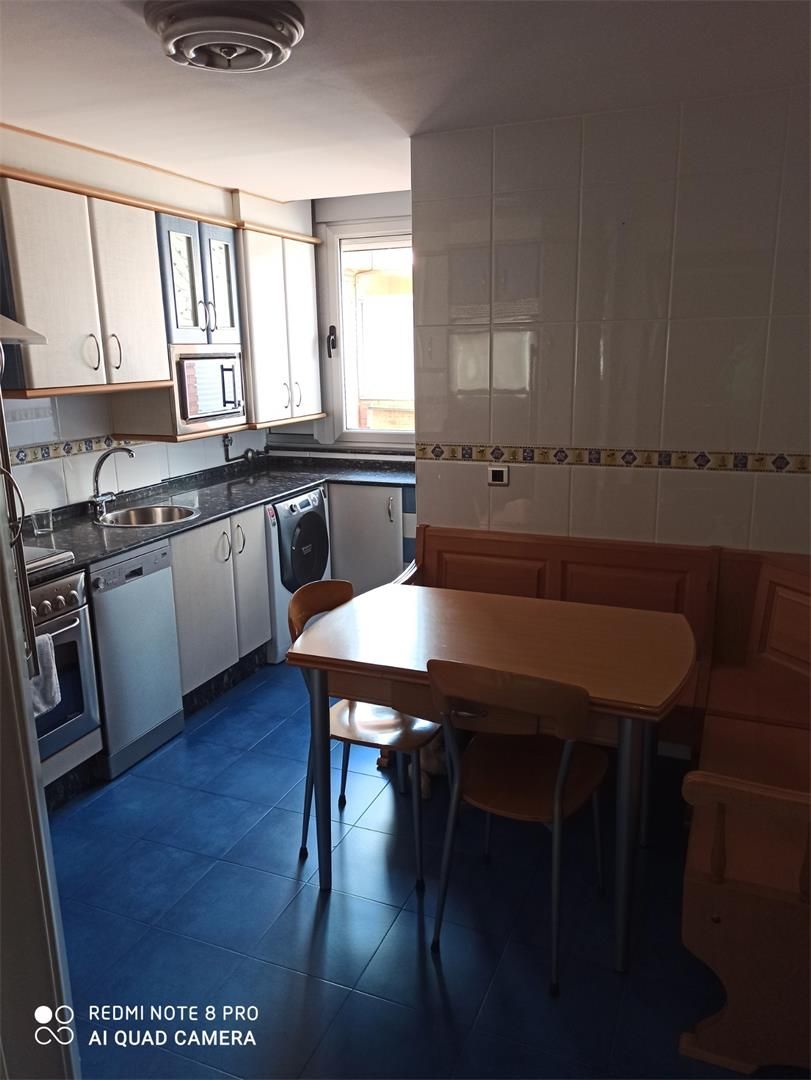 Flat to rent in Calle Serafín Morales, Villablino