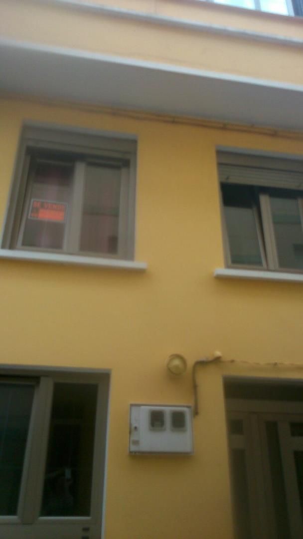 Vista exterior de Planta baixa en venda en Cariño amb Calefacció, Moblat i Forn