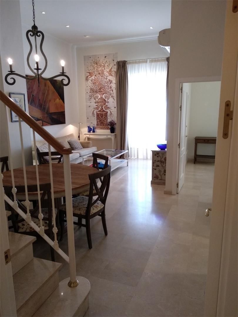 Attic to rent in  Sevilla Capital  with Air Conditioner, Terrace and Balcony