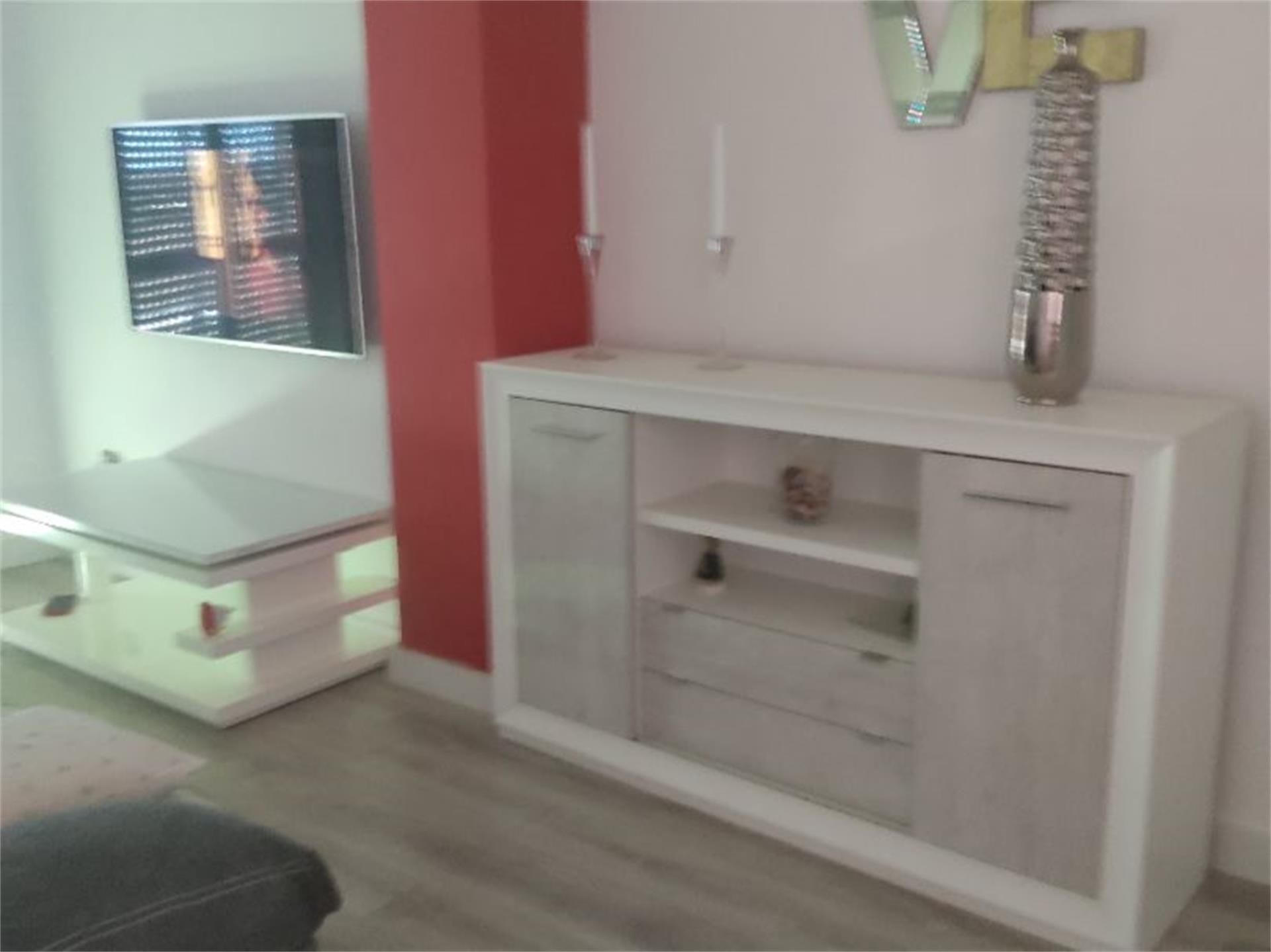 Sala d'estar de Àtic en venda en  Almería Capital amb Aire condicionat i Terrassa