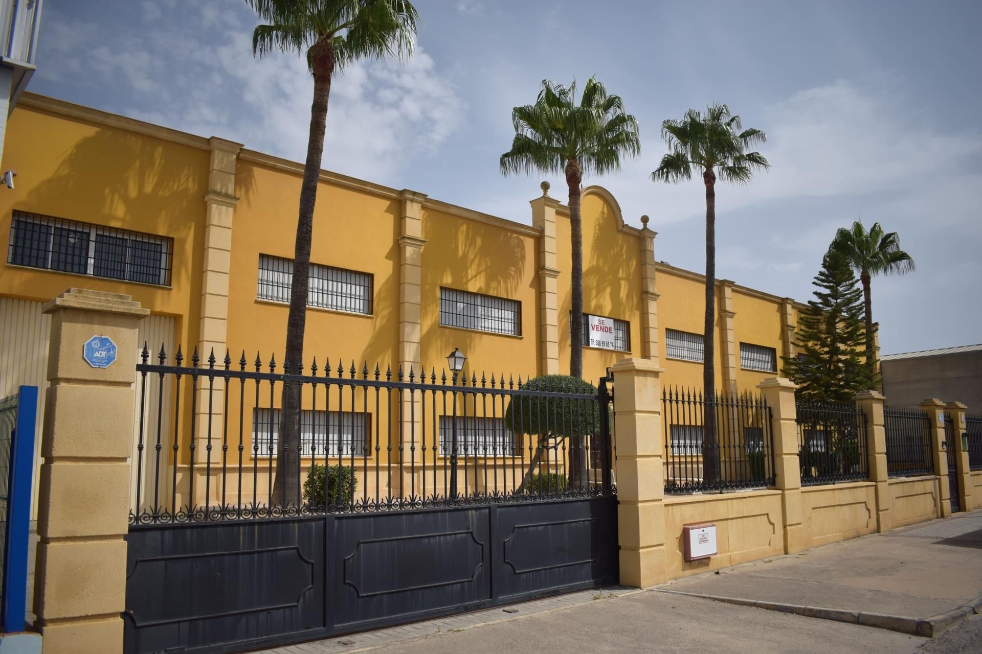 Industrial buildings to rent in Calle Alfareros, Pedanías Norte