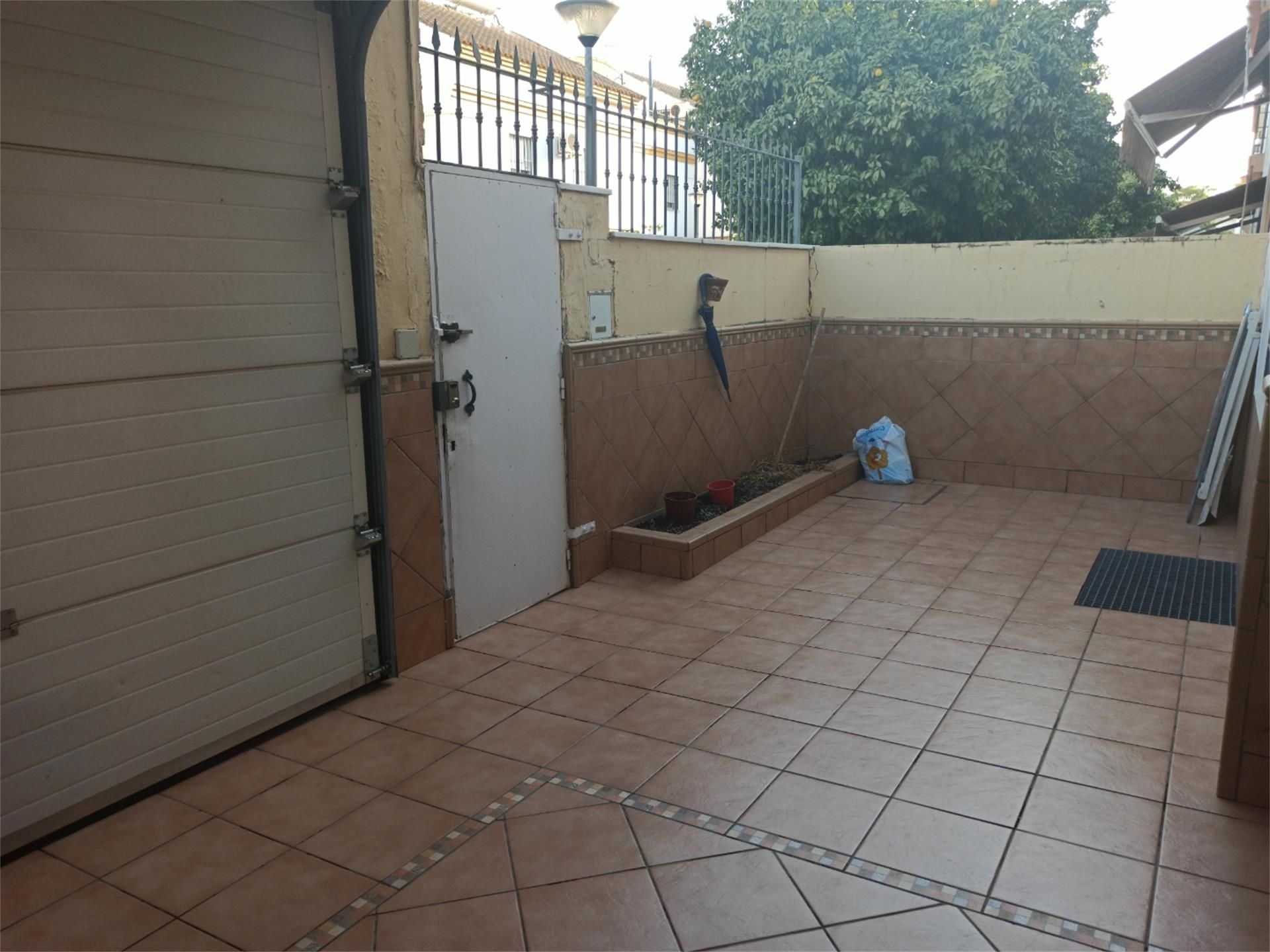 Single-family semi-detached for sale in  Sevilla Capital  with Air Conditioner, Heating and Parquet flooring