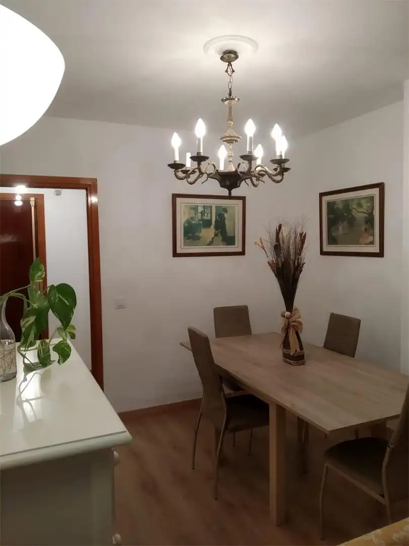 Comedor de Piso de alquiler en Sevilla con Aire acondicionado, Calefacción y Parquet