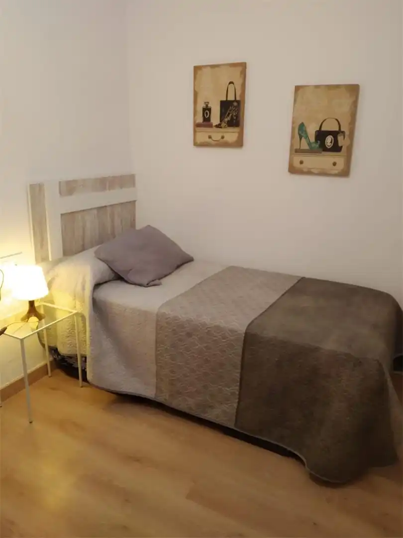 Habitación de Piso de alquiler en Sevilla con Aire acondicionado, Calefacción y Parquet