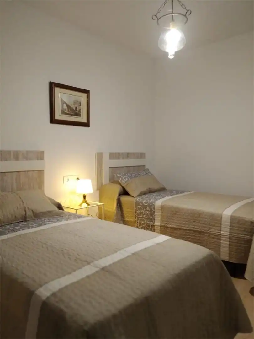 Habitación de Piso de alquiler en Sevilla con Aire acondicionado, Calefacción y Parquet