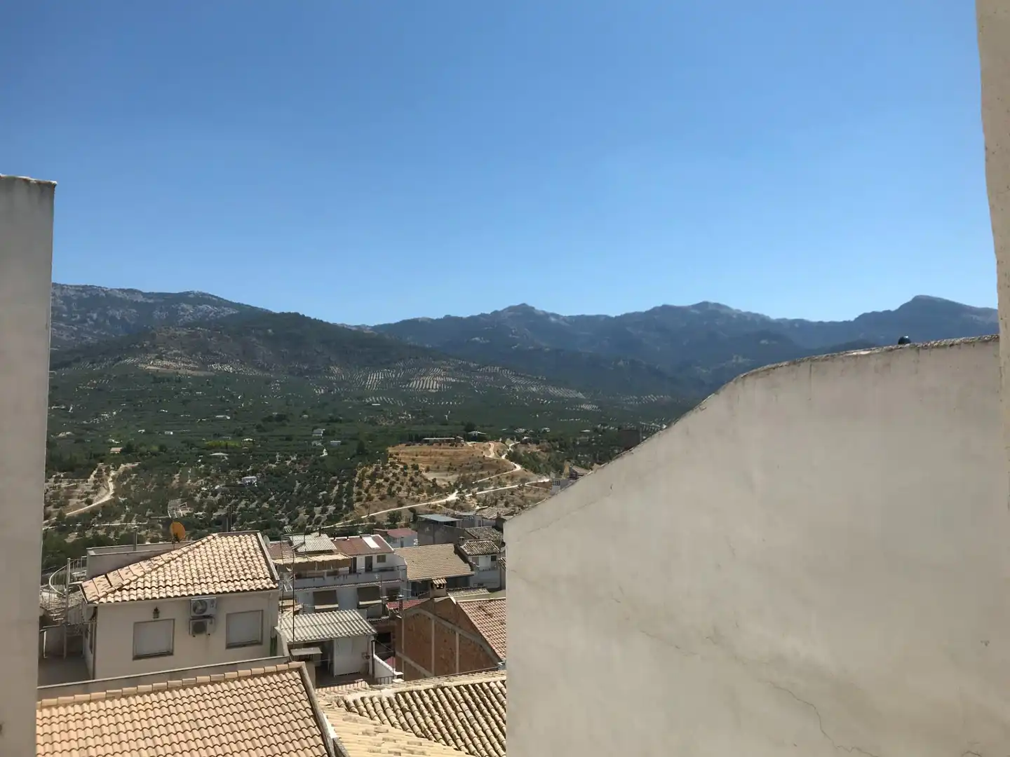 Vista exterior de Àtic en venda en Quesada amb Aire condicionat, Terrassa i Traster