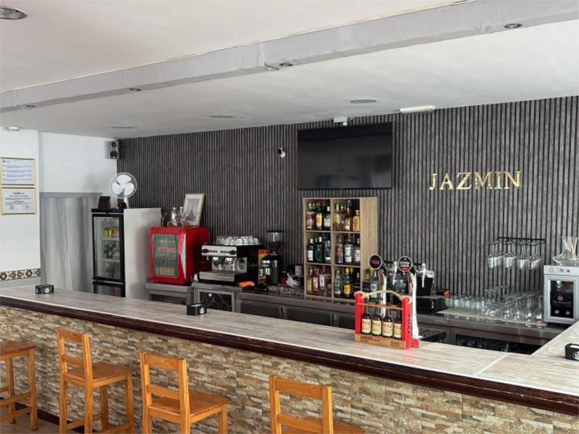 Premises for sale in Ferrol  with Parquet flooring and Furnished